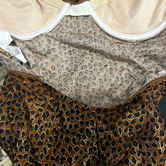 Vintage Copper Metallic Cheetah Print One Piece Swimsuit - Picture 6 of 11